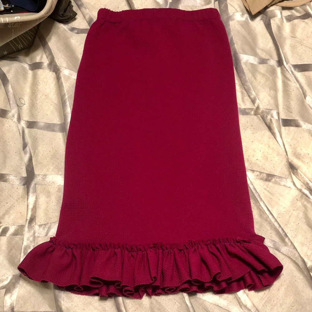 Magenta pencil ruffle skirt girls size 6?
